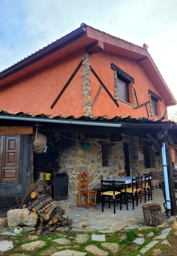 Casas Rurales El Cerro Y El Cerezo Navaconcejo Exteriör bild