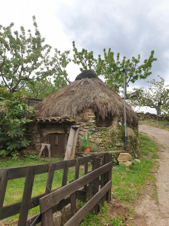 Casas Rurales El Cerro Y El Cerezo Navaconcejo Exteriör bild